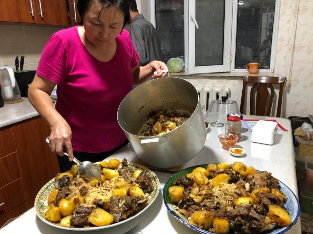 Homestay Jaisel Biszkek Zewnętrze zdjęcie