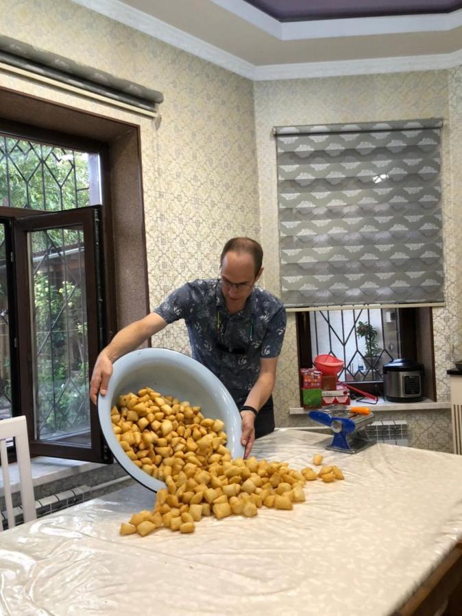 Homestay Jaisel Biszkek Zewnętrze zdjęcie